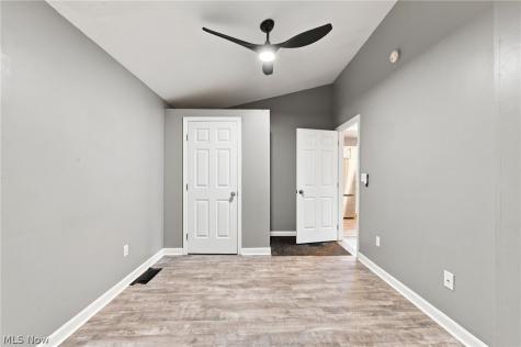 1963 Fulton Place Cleveland OH 44113