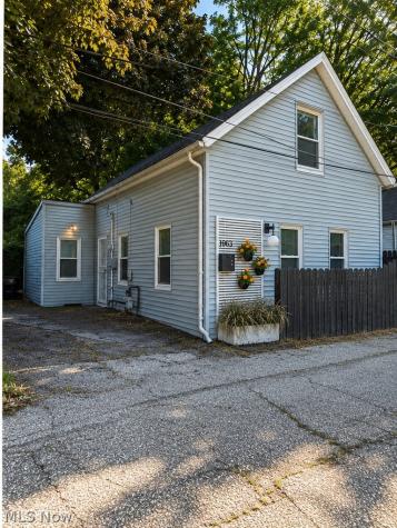 1963 Fulton Place Cleveland OH 44113