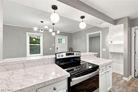 1963 Fulton Place Cleveland OH 44113