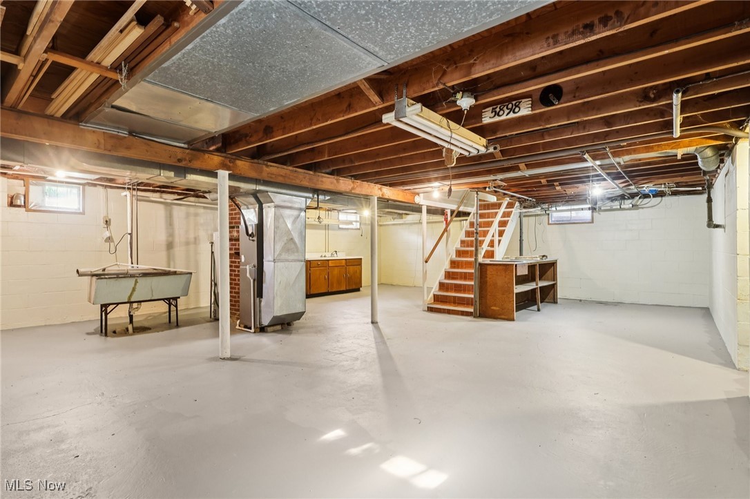 5898 Keller Road Akron OH 44319