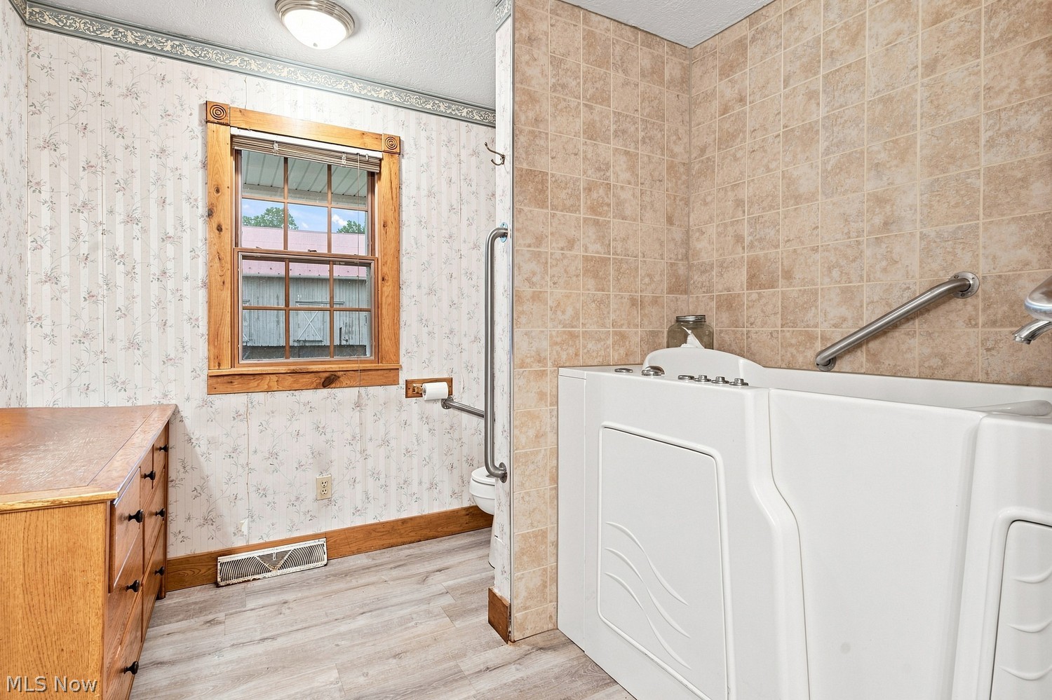 2436 Industry Road Atwater OH 44201