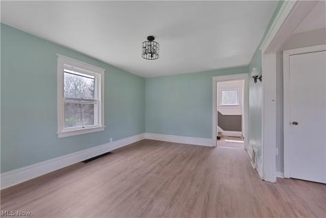 3827 Frederick Street Youngstown OH 44515