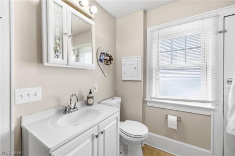 818 Allison Avenue Lorain OH 44052
