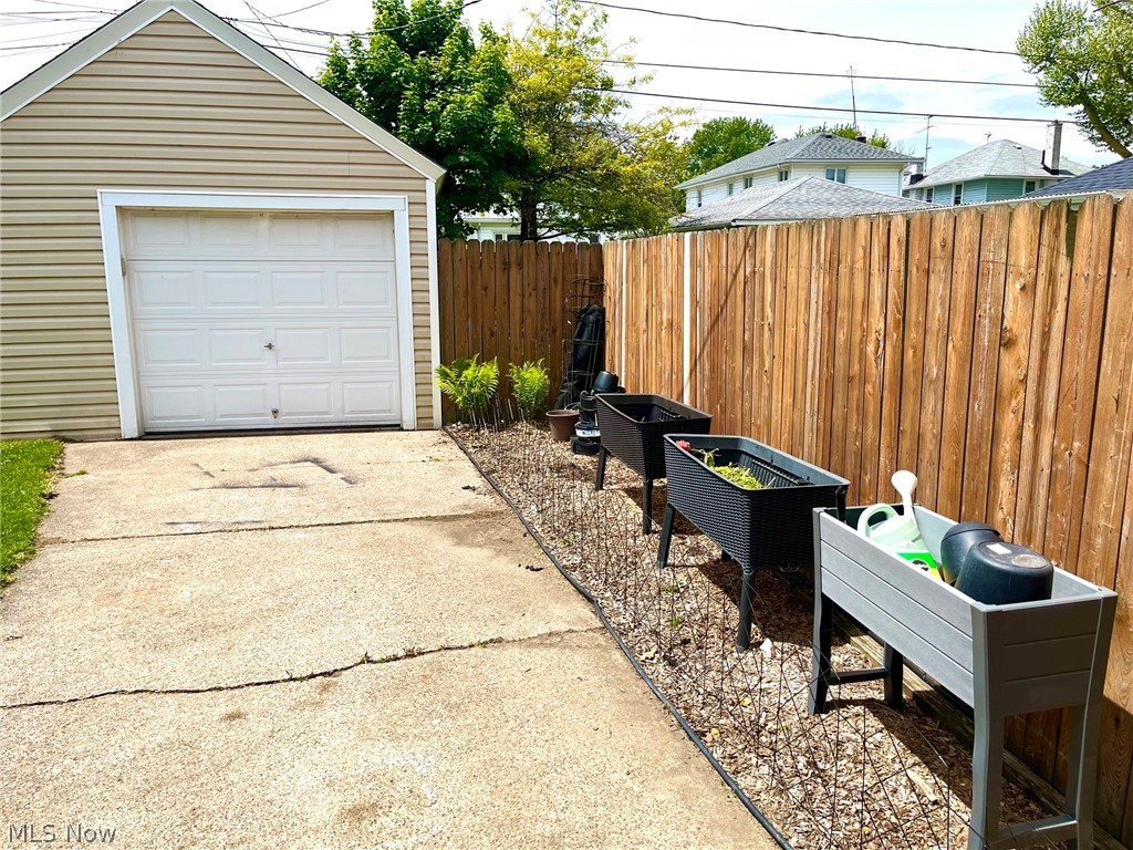 818 Allison Avenue Lorain OH 44052