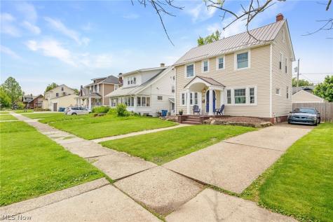 818 Allison Avenue Lorain OH 44052