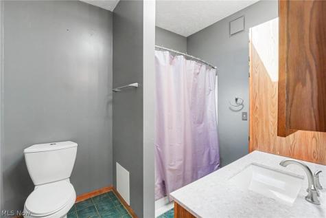 38005 Sugar Ridge Road North Ridgeville OH 44039