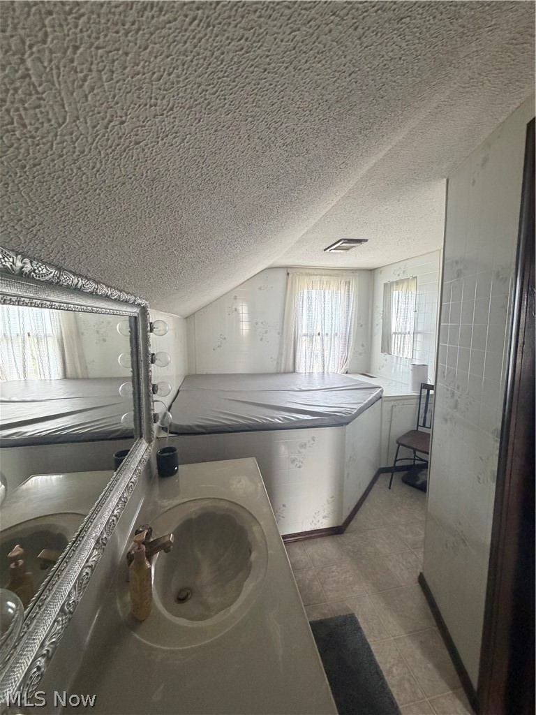 3269 Greenwich Road Wadsworth OH 44281
