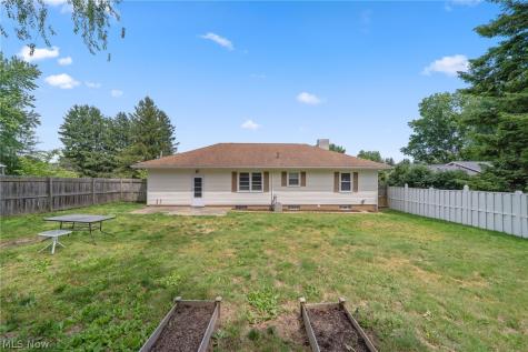 1068 Hilbish Avenue Akron OH 44312
