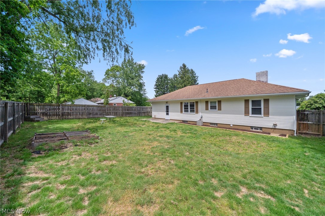 1068 Hilbish Avenue Akron OH 44312