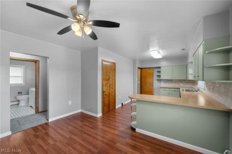 1068 Hilbish Avenue Akron OH 44312