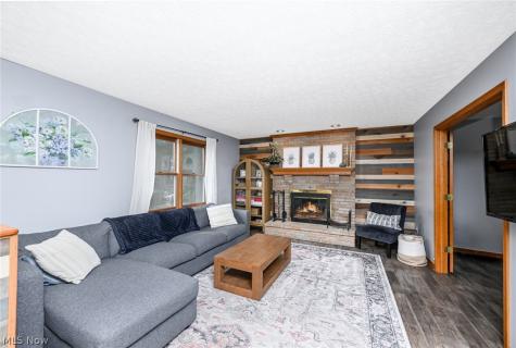 829 Dan Avenue Canal Fulton OH 44614