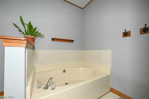 829 Dan Avenue Canal Fulton OH 44614