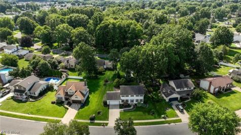 829 Dan Avenue Canal Fulton OH 44614