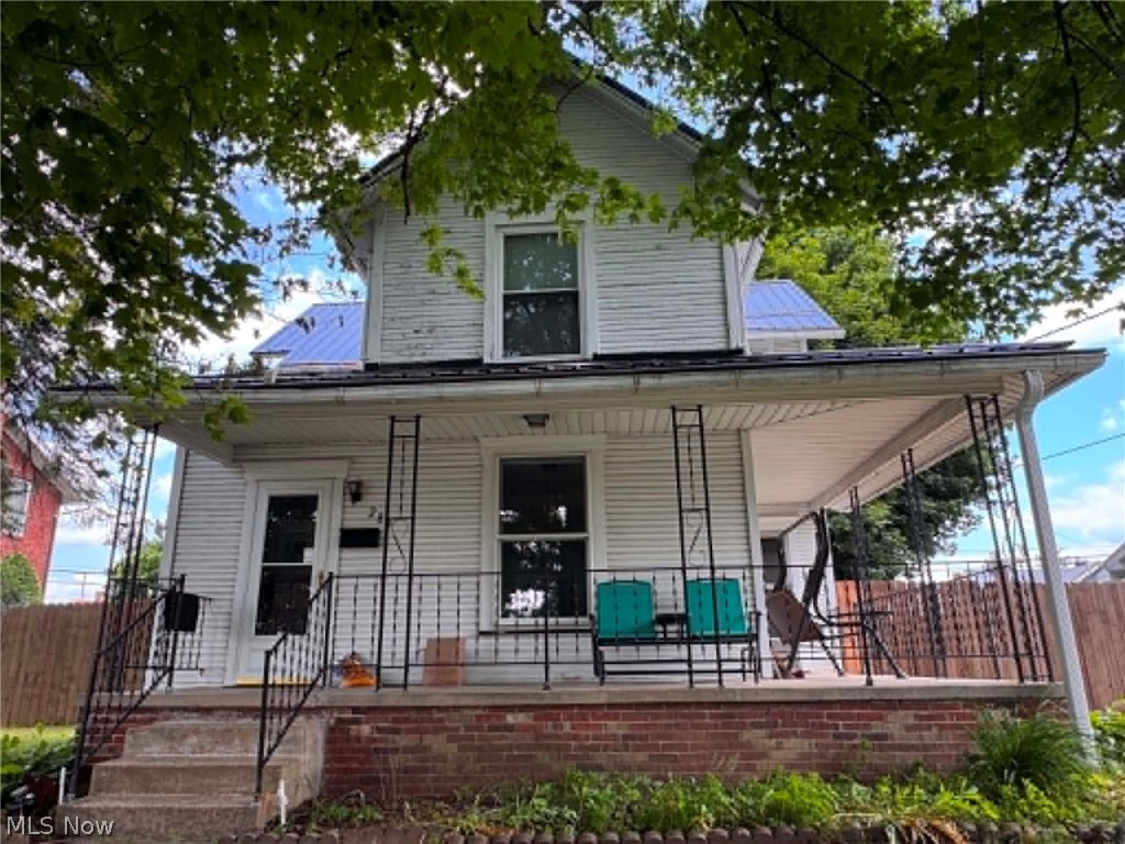 284 2nd Street SW Carrollton OH 44615
