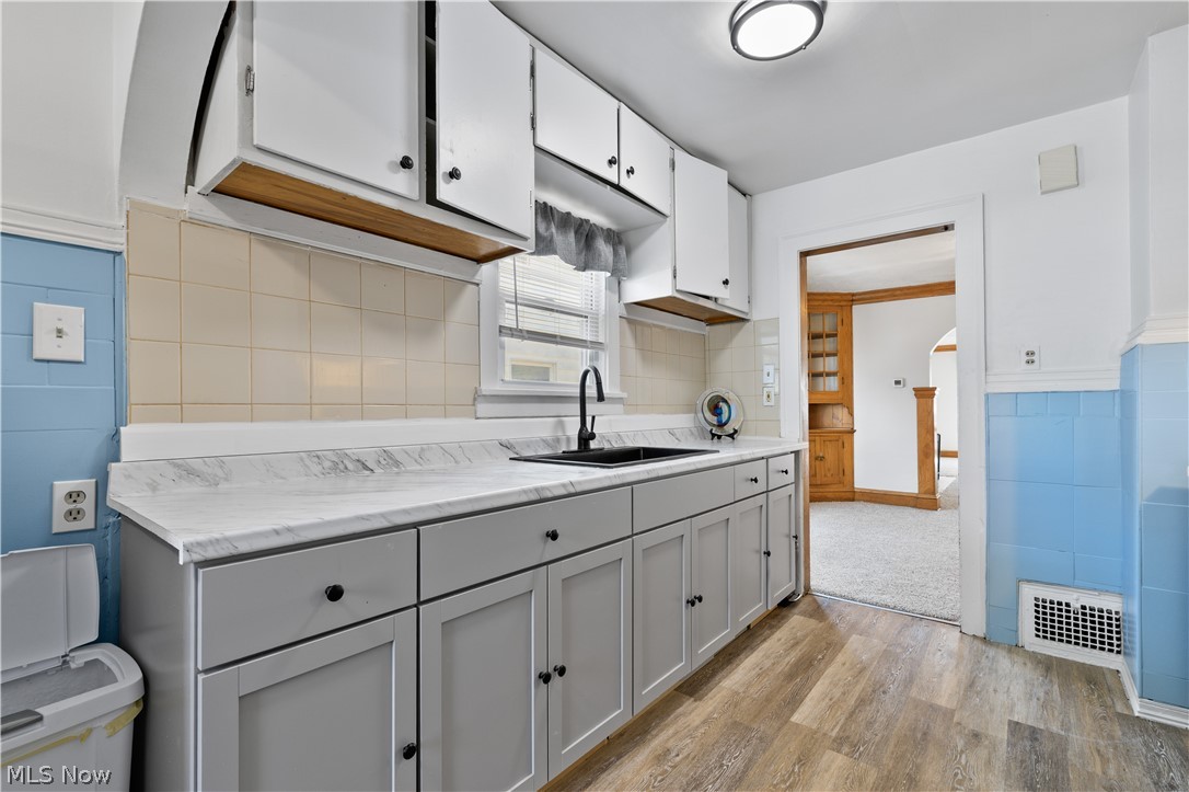 3811 W 136th Street Cleveland OH 44111