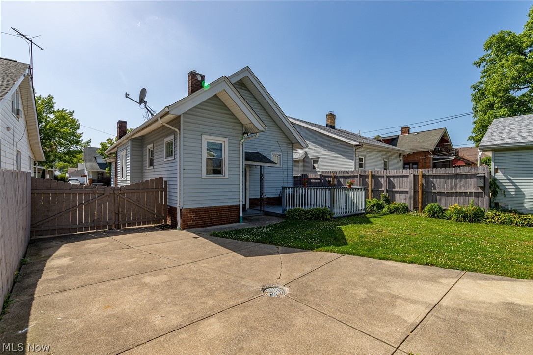 3811 W 136th Street Cleveland OH 44111