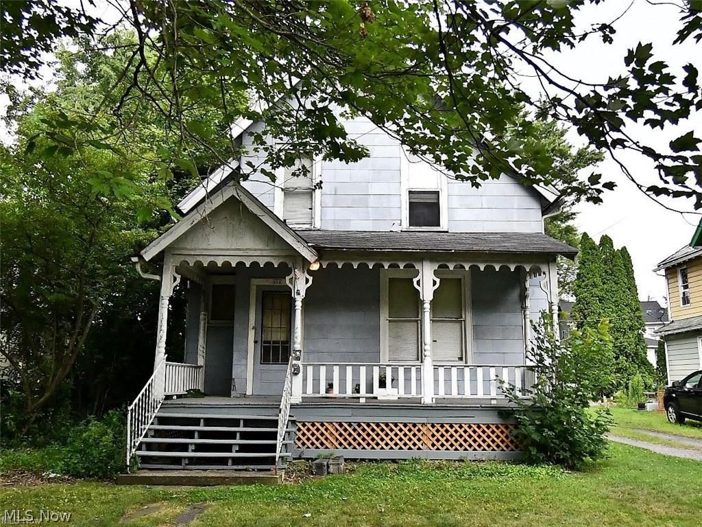 855 Adams Avenue NW Warren OH 44483