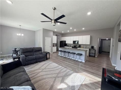 996 Ashley Taylor Court Wadsworth OH 44281