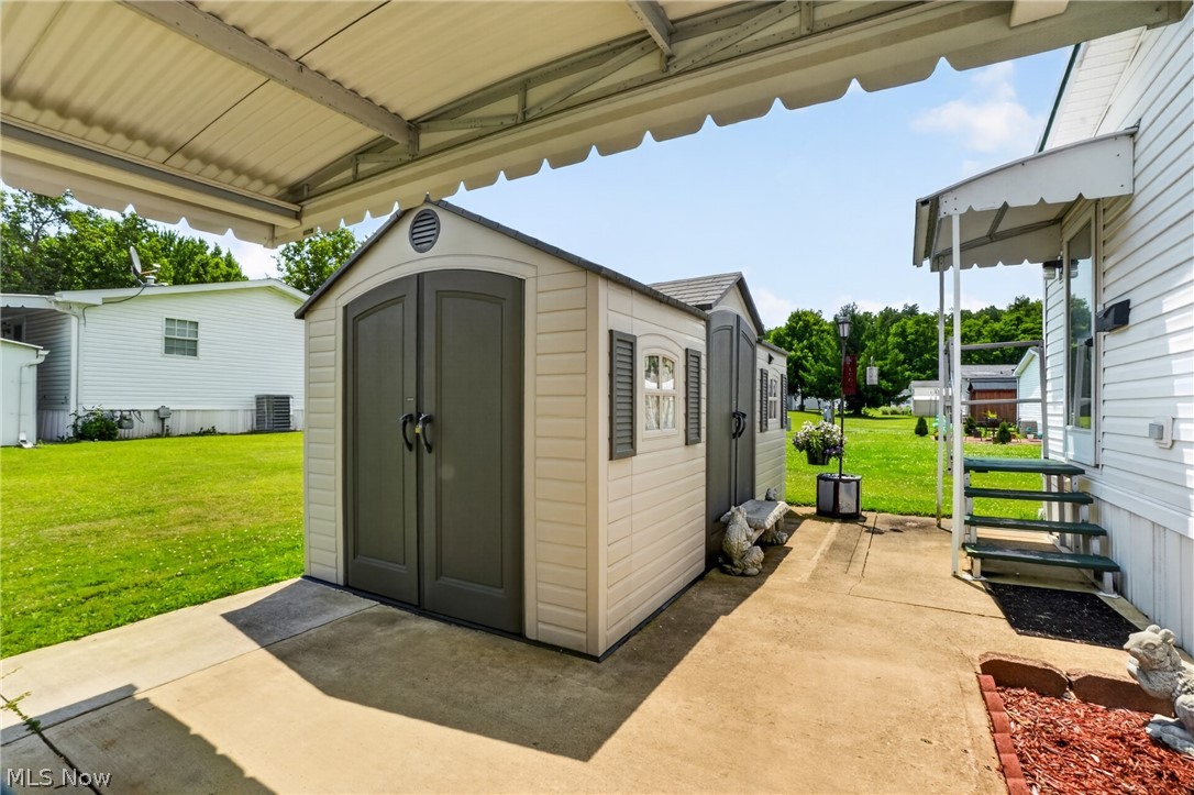 325 Britton Drive Geneva OH 44041