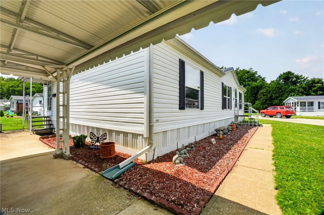 325 Britton Drive Geneva OH 44041