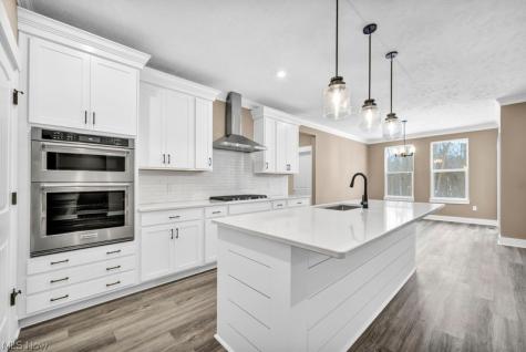 3320 White Willow Lane Brunswick OH 44212