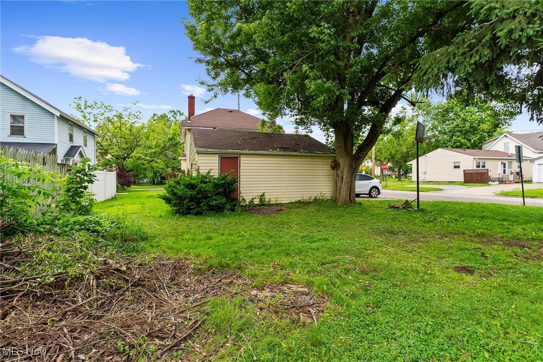 348 Arlington Boulevard Newton Falls OH 44444
