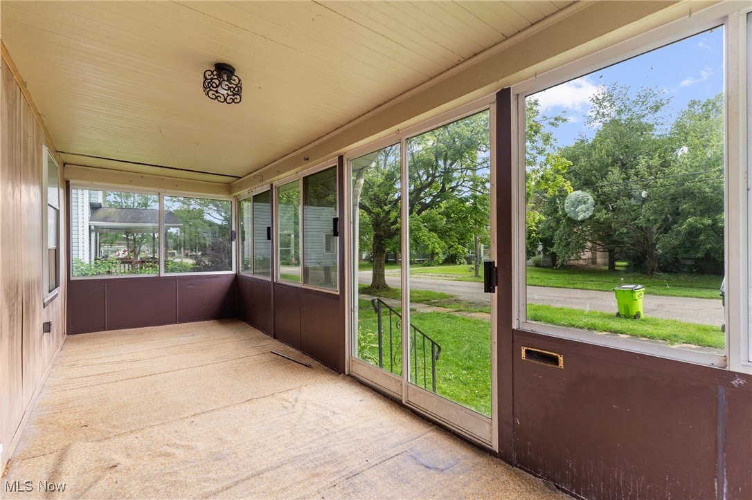 348 Arlington Boulevard Newton Falls OH 44444