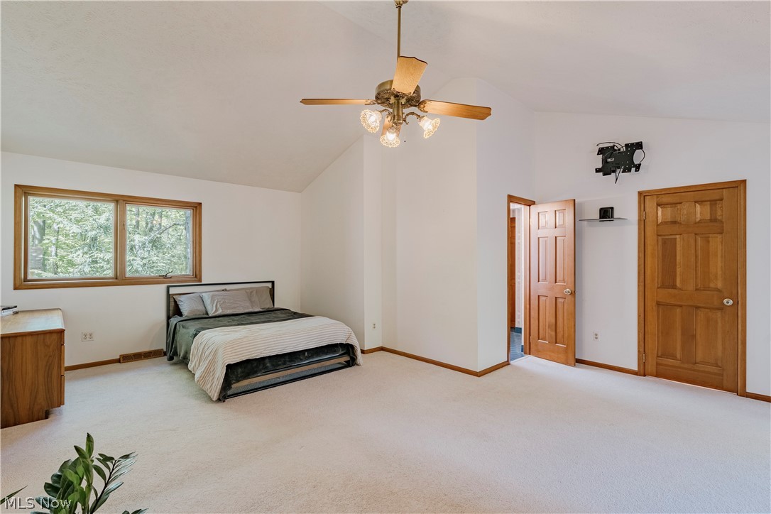 33475 Miles Road Moreland Hills OH 44022