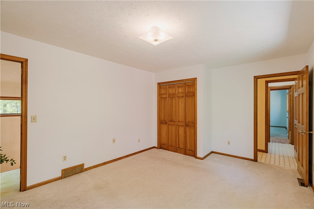 33475 Miles Road Moreland Hills OH 44022