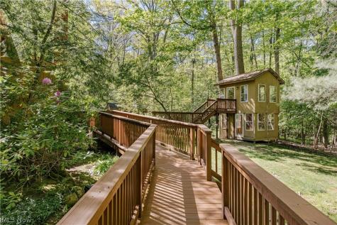 33475 Miles Road Moreland Hills OH 44022