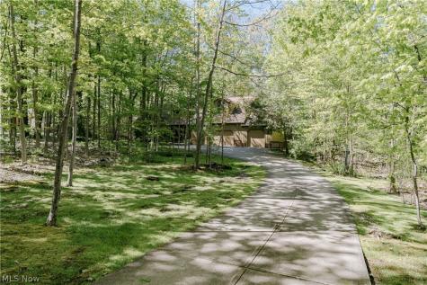 33475 Miles Road Moreland Hills OH 44022