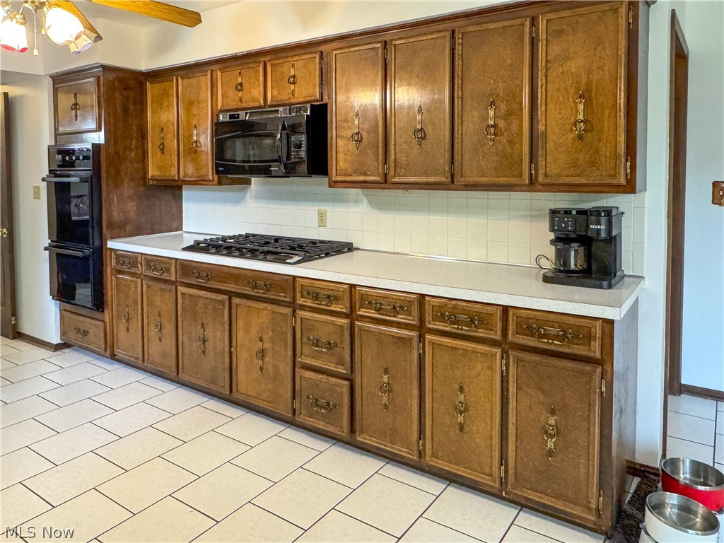 1318 Highland Avenue E Salem OH 44460