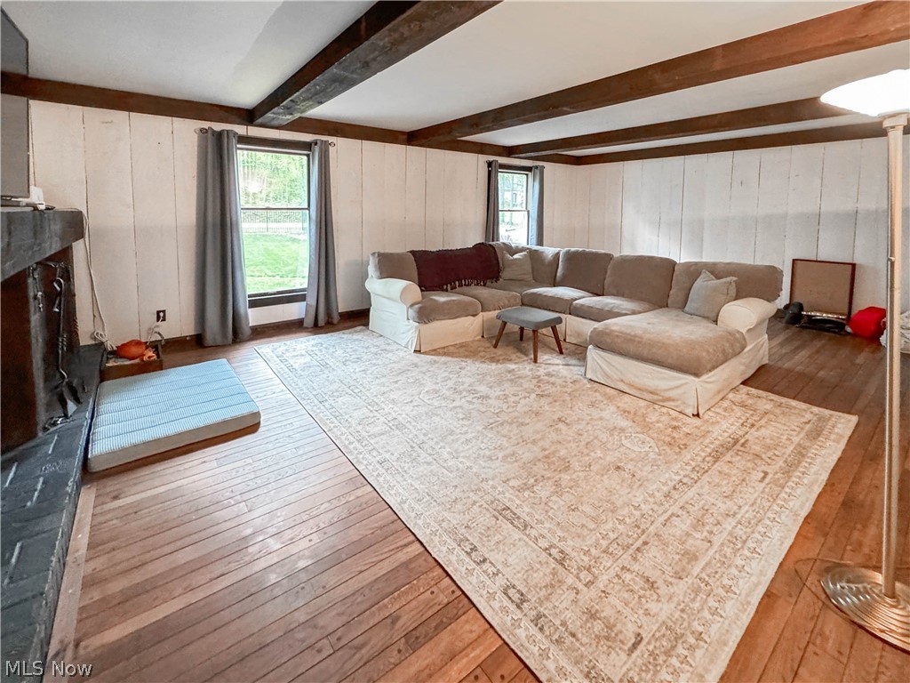 1318 Highland Avenue E Salem OH 44460