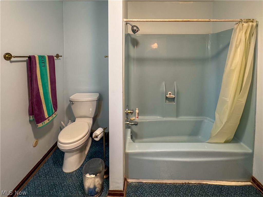 1318 Highland Avenue E Salem OH 44460