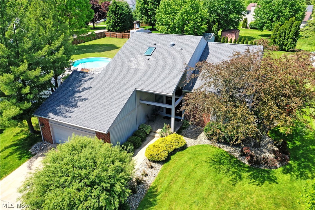 2031 Quail Run Cortland OH 44410