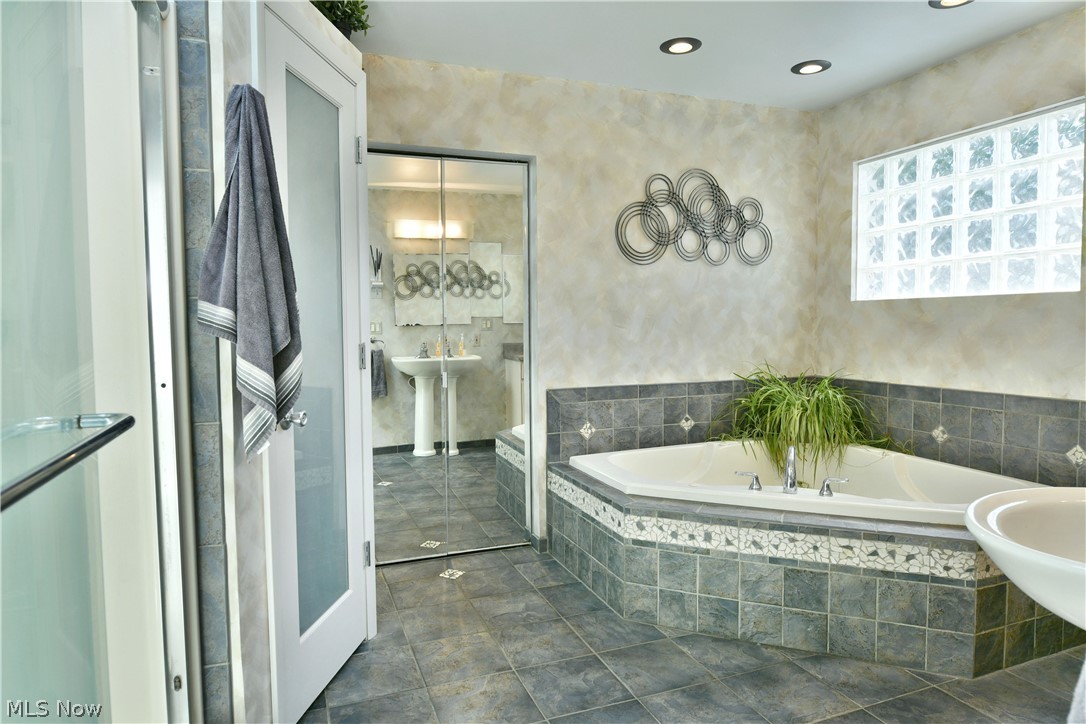 2031 Quail Run Cortland OH 44410