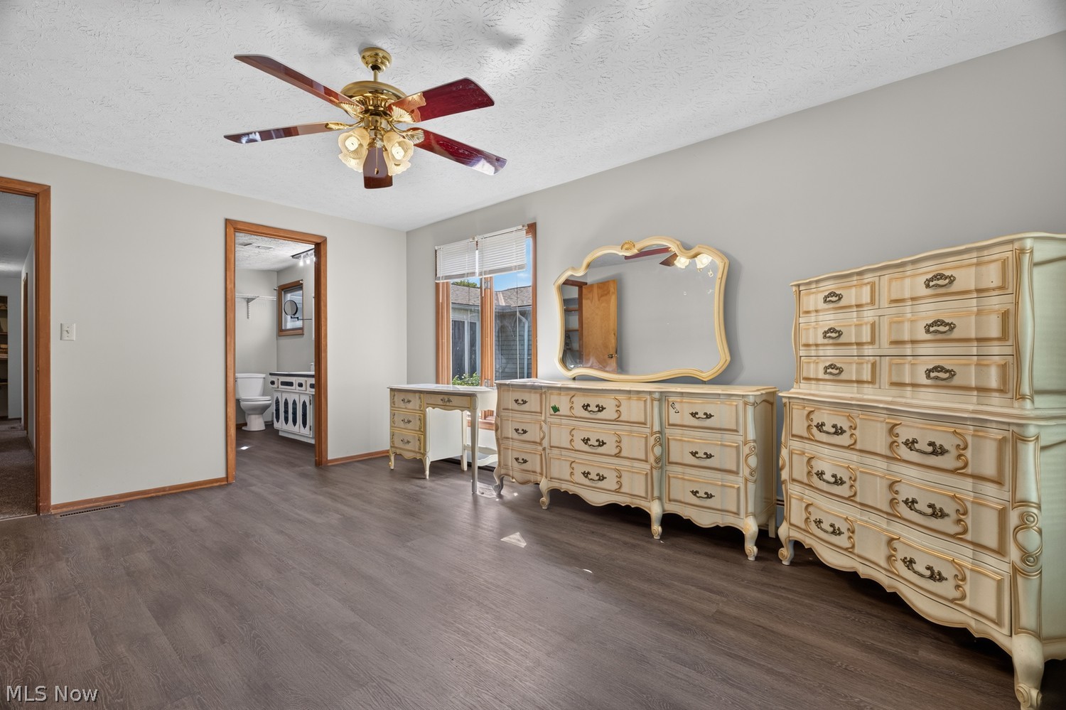 1817 N Nantucket Drive Lorain OH 44053