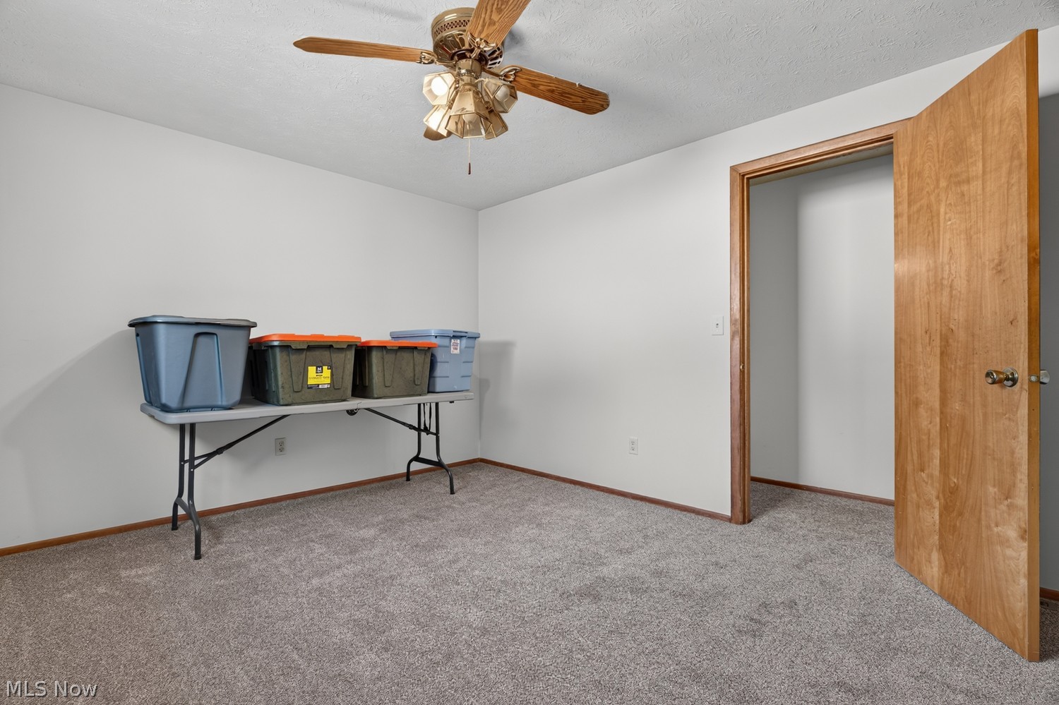 1817 N Nantucket Drive Lorain OH 44053