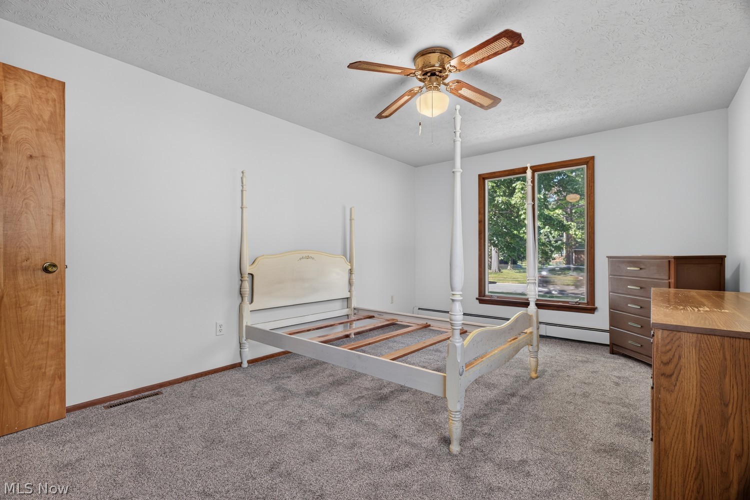 1817 N Nantucket Drive Lorain OH 44053