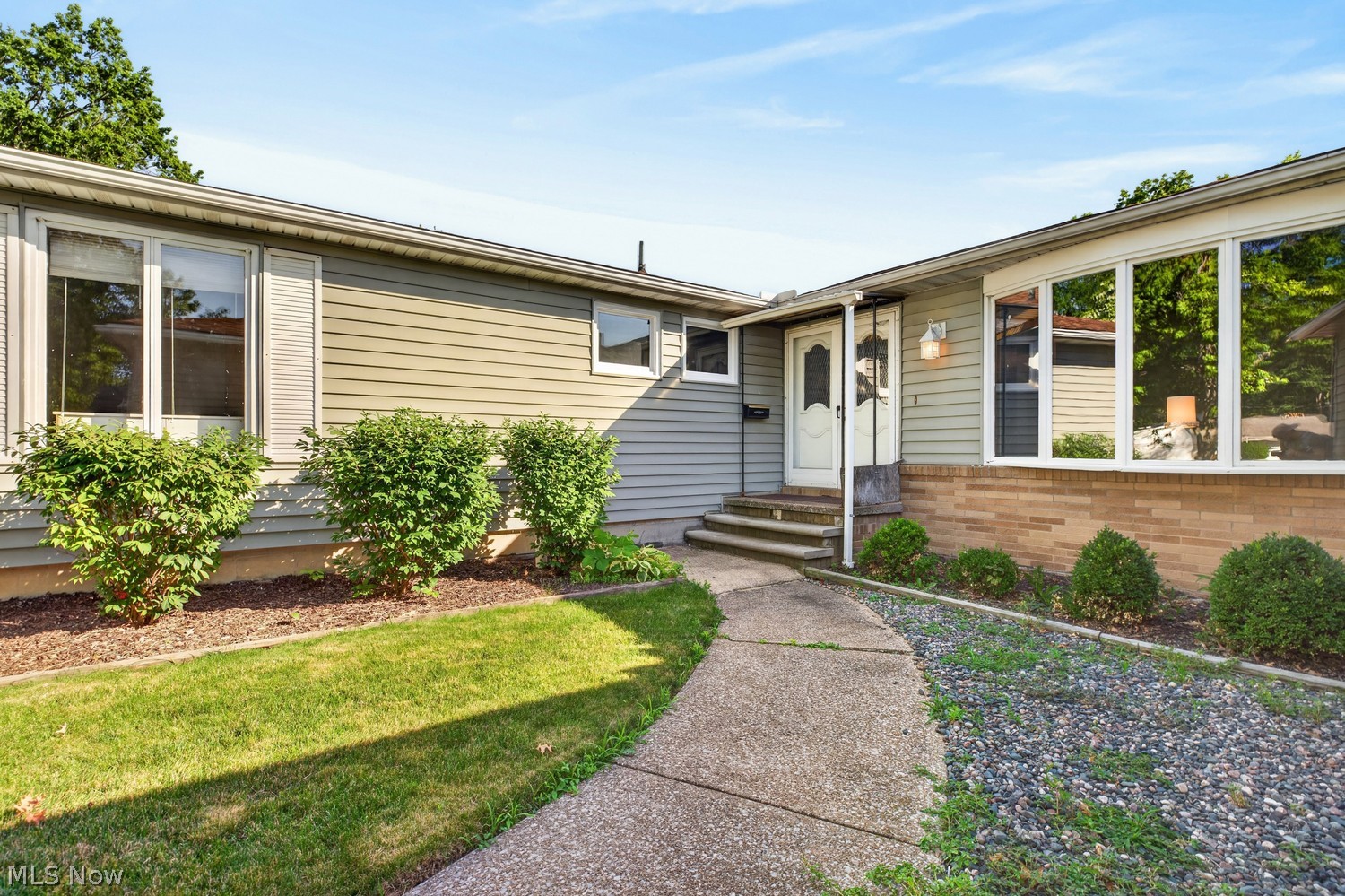 1817 N Nantucket Drive Lorain OH 44053