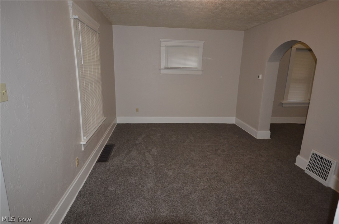 486 Howe Street Akron OH 44307