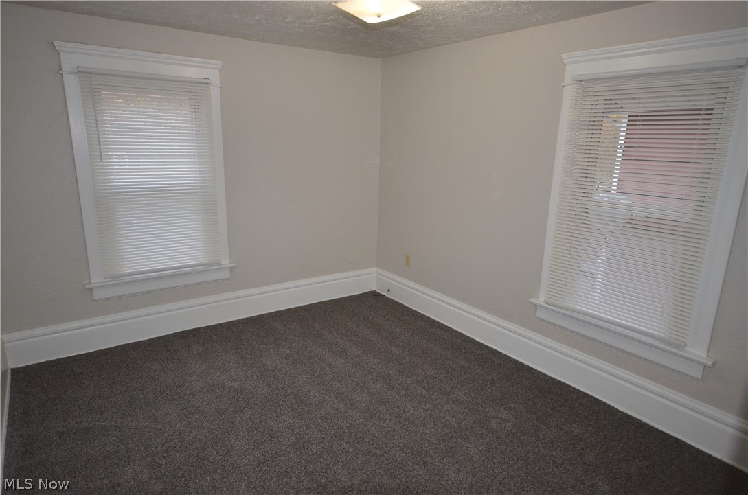 486 Howe Street Akron OH 44307