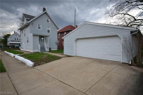 486 Howe Street Akron OH 44307