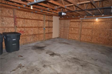486 Howe Street Akron OH 44307