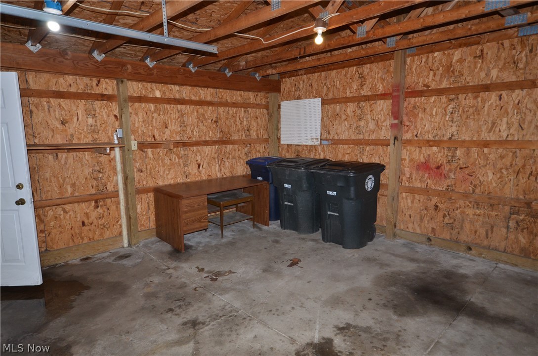 486 Howe Street Akron OH 44307
