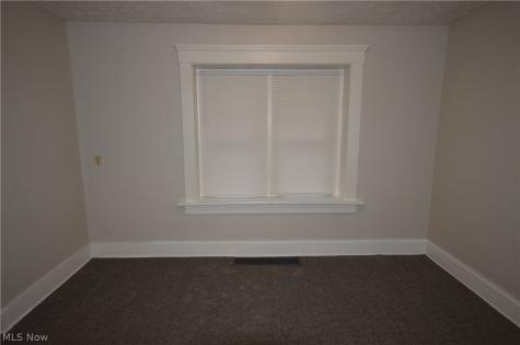 486 Howe Street Akron OH 44307