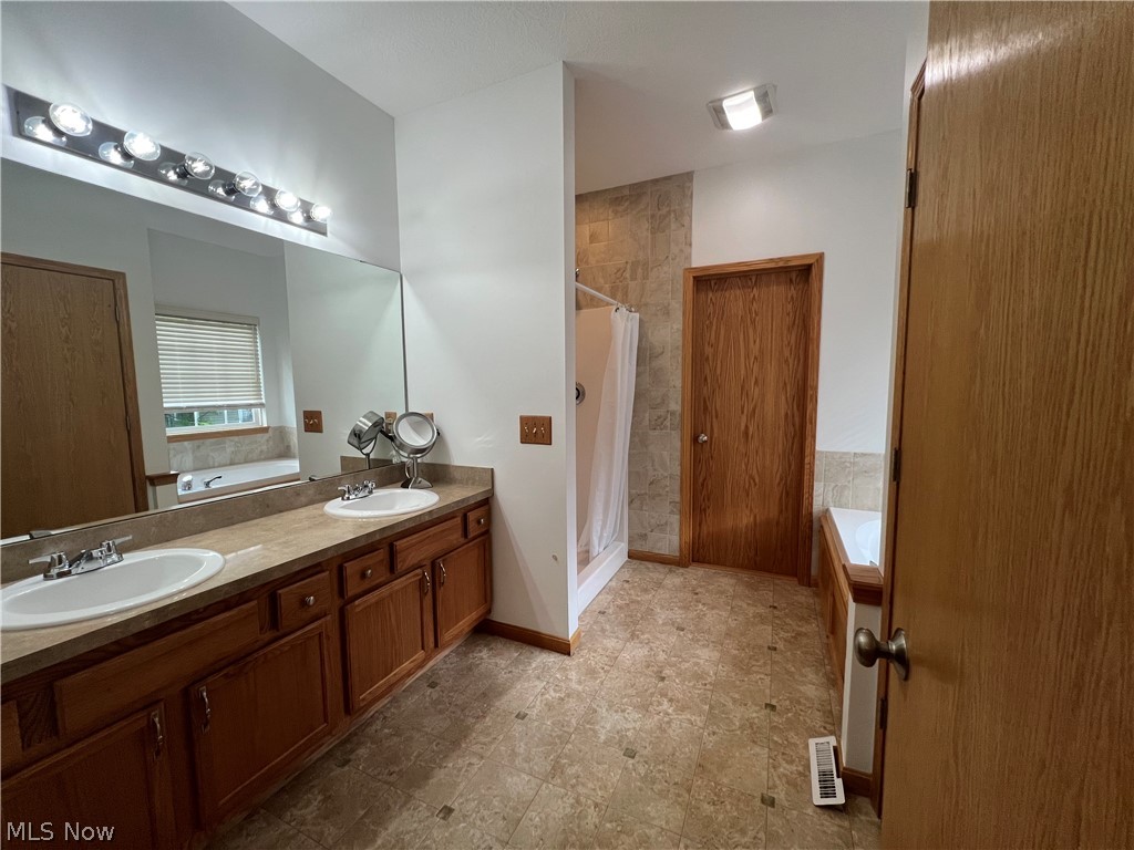 4094 Turnberry Drive Medina OH 44256