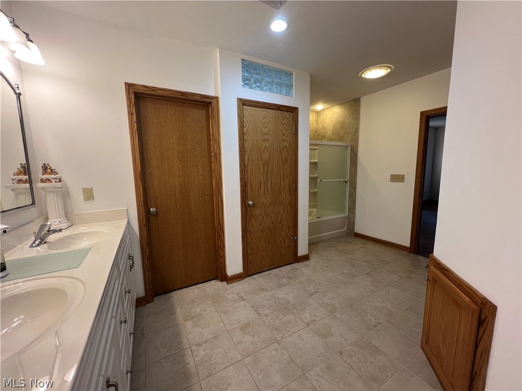 4094 Turnberry Drive Medina OH 44256