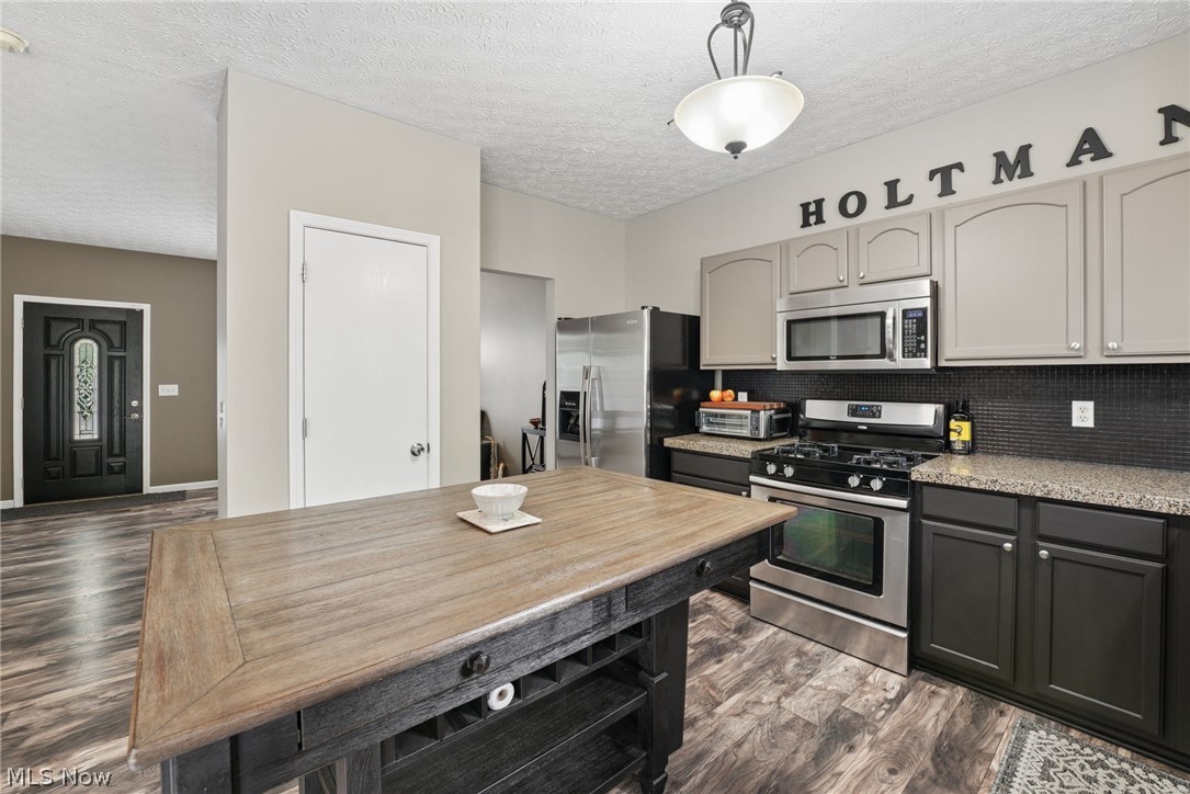 4183 Swallowfield Street Columbus OH 43207