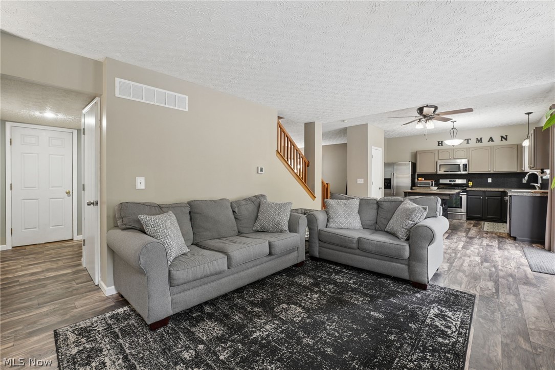 4183 Swallowfield Street Columbus OH 43207